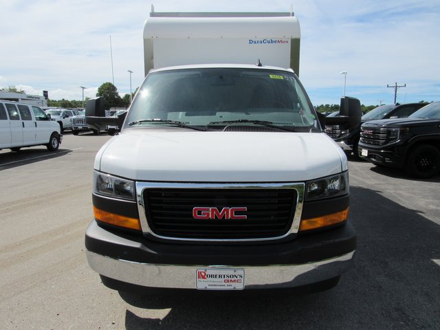 2025 GMC Savana 3500