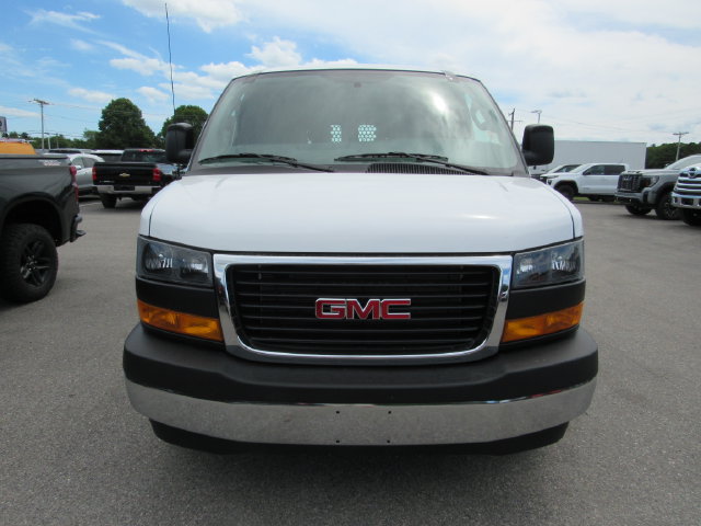 2026 GMC Savana 2500