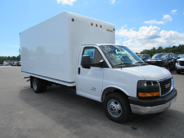 2026 GMC Savana Cutaway 4500