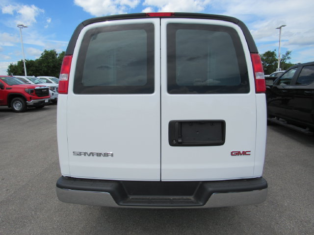 2026 GMC Savana 2500