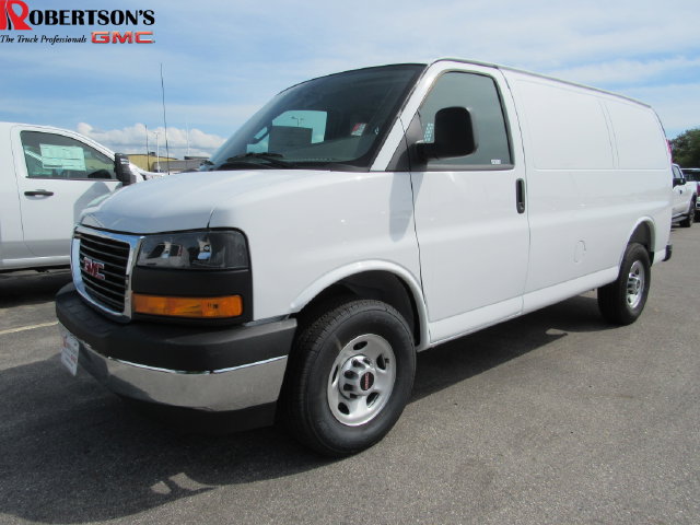 2026 GMC Savana 2500