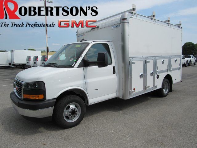 2025 GMC Savana 3500