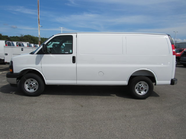 2026 GMC Savana 2500