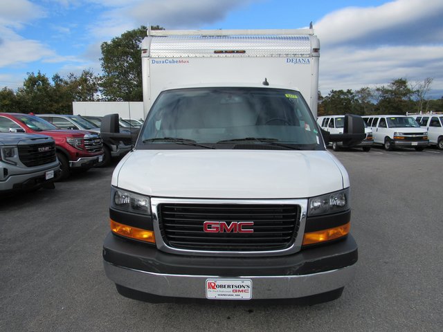 2025 GMC Savana Cutaway 4500